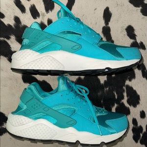 Nike Air Huarache Tiffany Blue